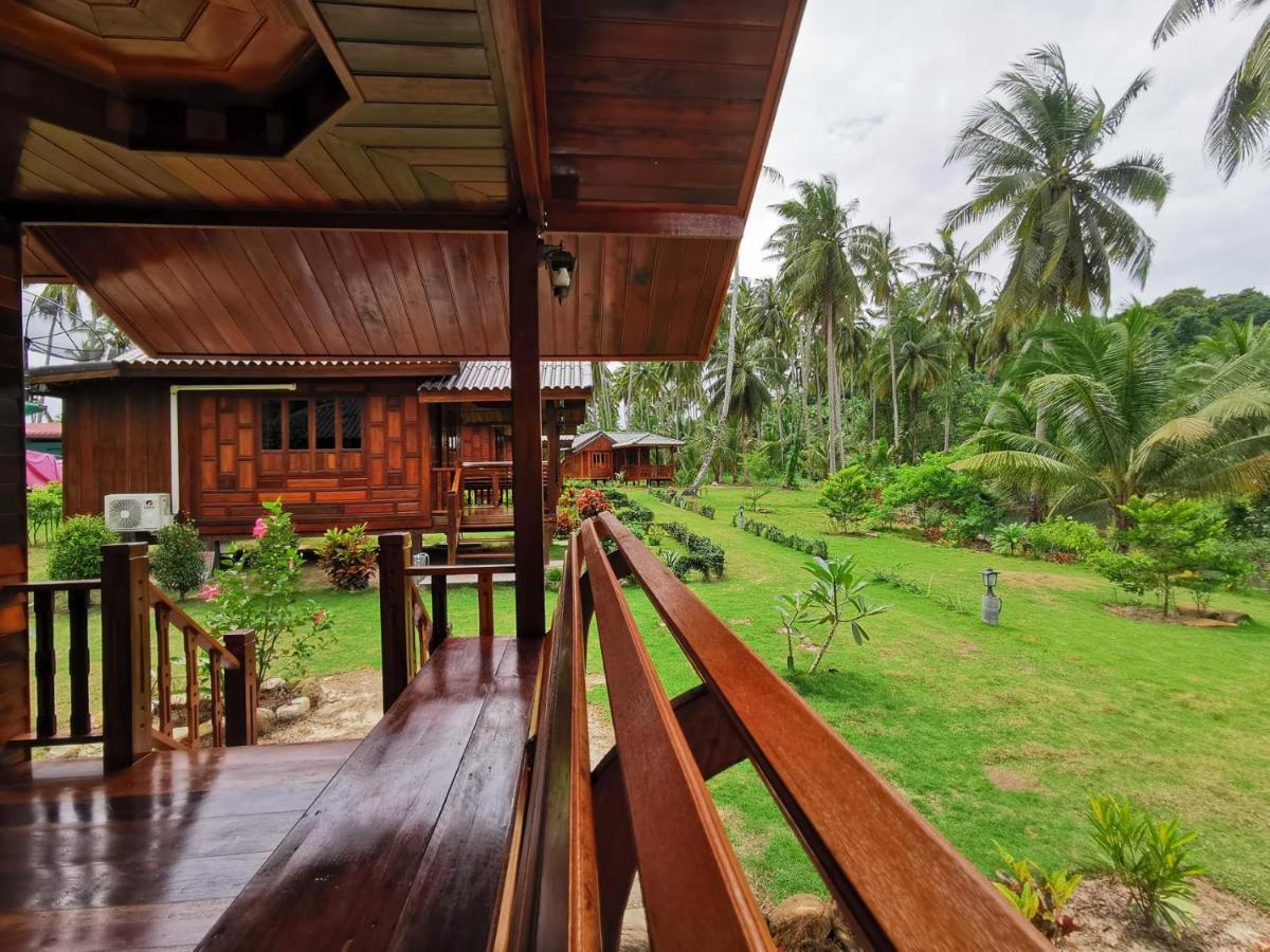 Walk In Homestay Ko Kut Exteriör bild