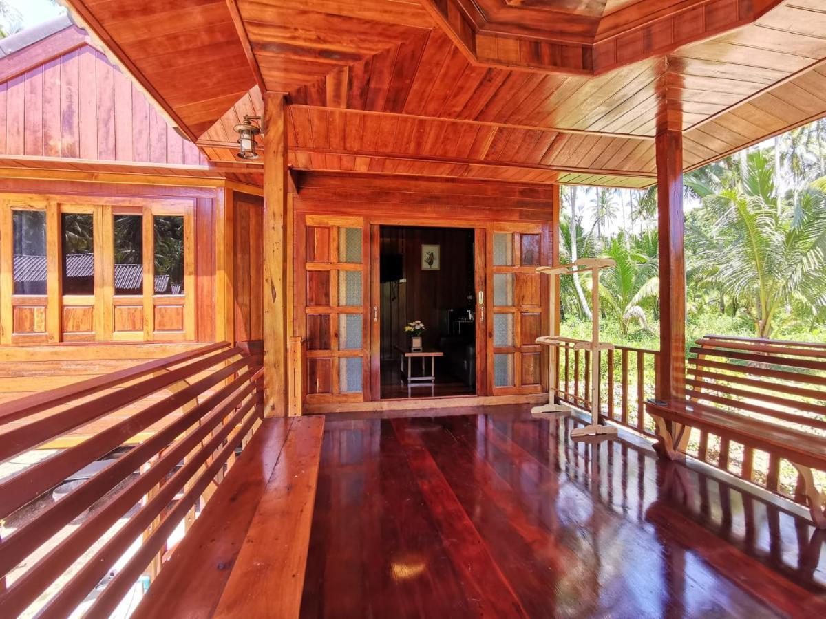 Walk In Homestay Ko Kut Exteriör bild