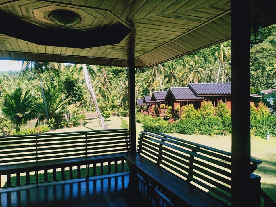 Walk In Homestay Ko Kut Exteriör bild