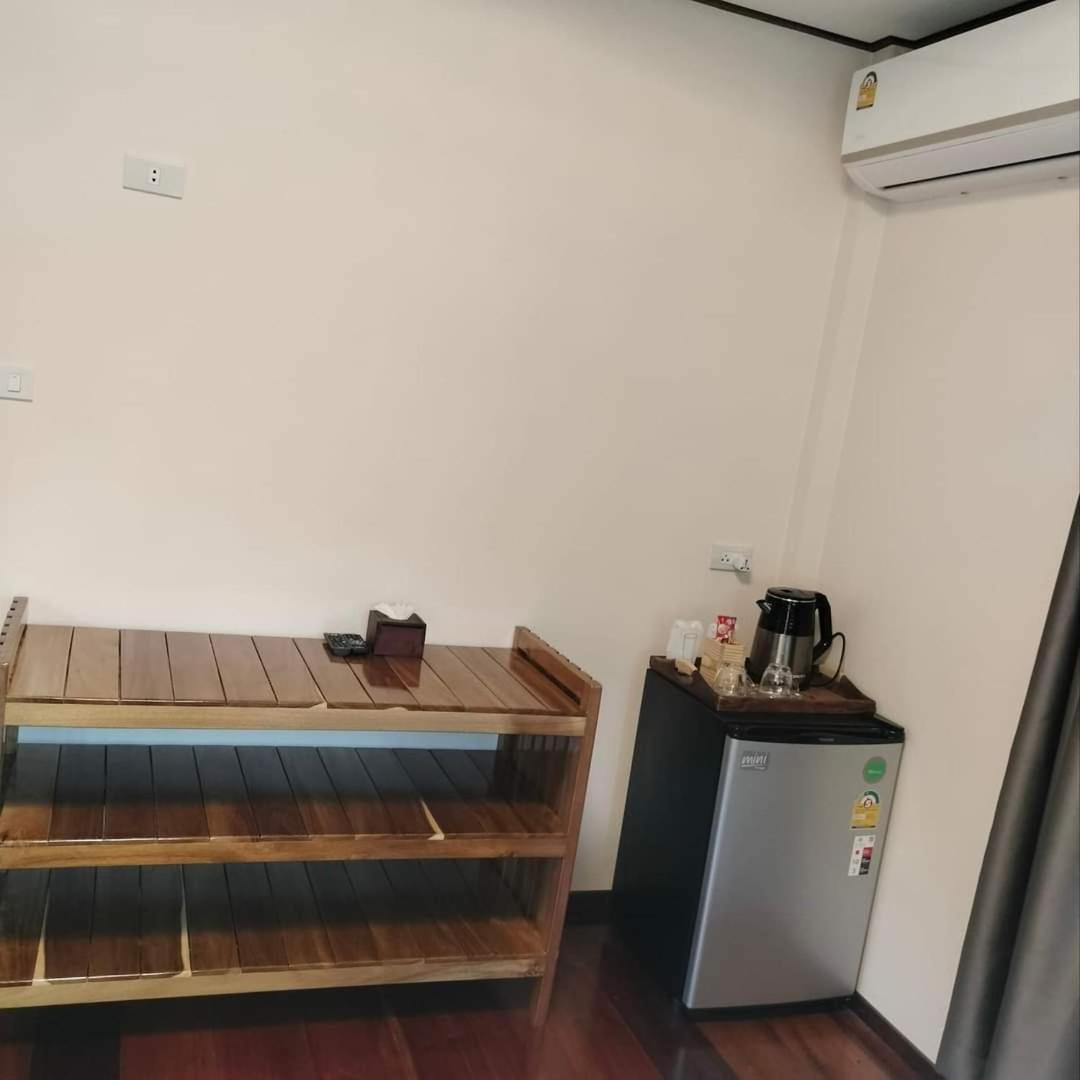 Walk In Homestay Ko Kut Exteriör bild